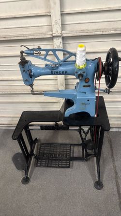 Sewing machine singer 29 K 171