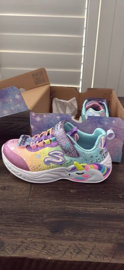 Brand new light up unicorn Skechers
