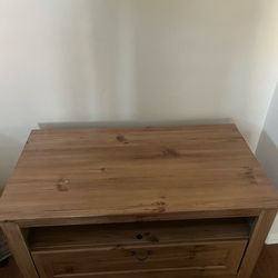 Coffee Table with Storage Drawer – Solid Wood Look – Cheap Price
