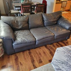 Leather Couch And 2 Sofa Chairs