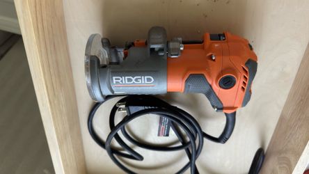 Ridge router