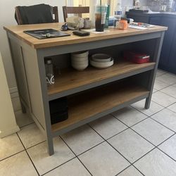 IKEA Kitchen Island w/seating
