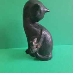 Rare Vintage Cast Iron Statue Cat with Mouse at Its Side - Bookend 6" Tall. 