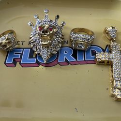 Gold & Diamonds Charms And Rings Jewelry Bundle