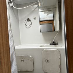2005 Lance Max 981 Camper