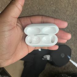 New Unused AirPod Pros Case 
