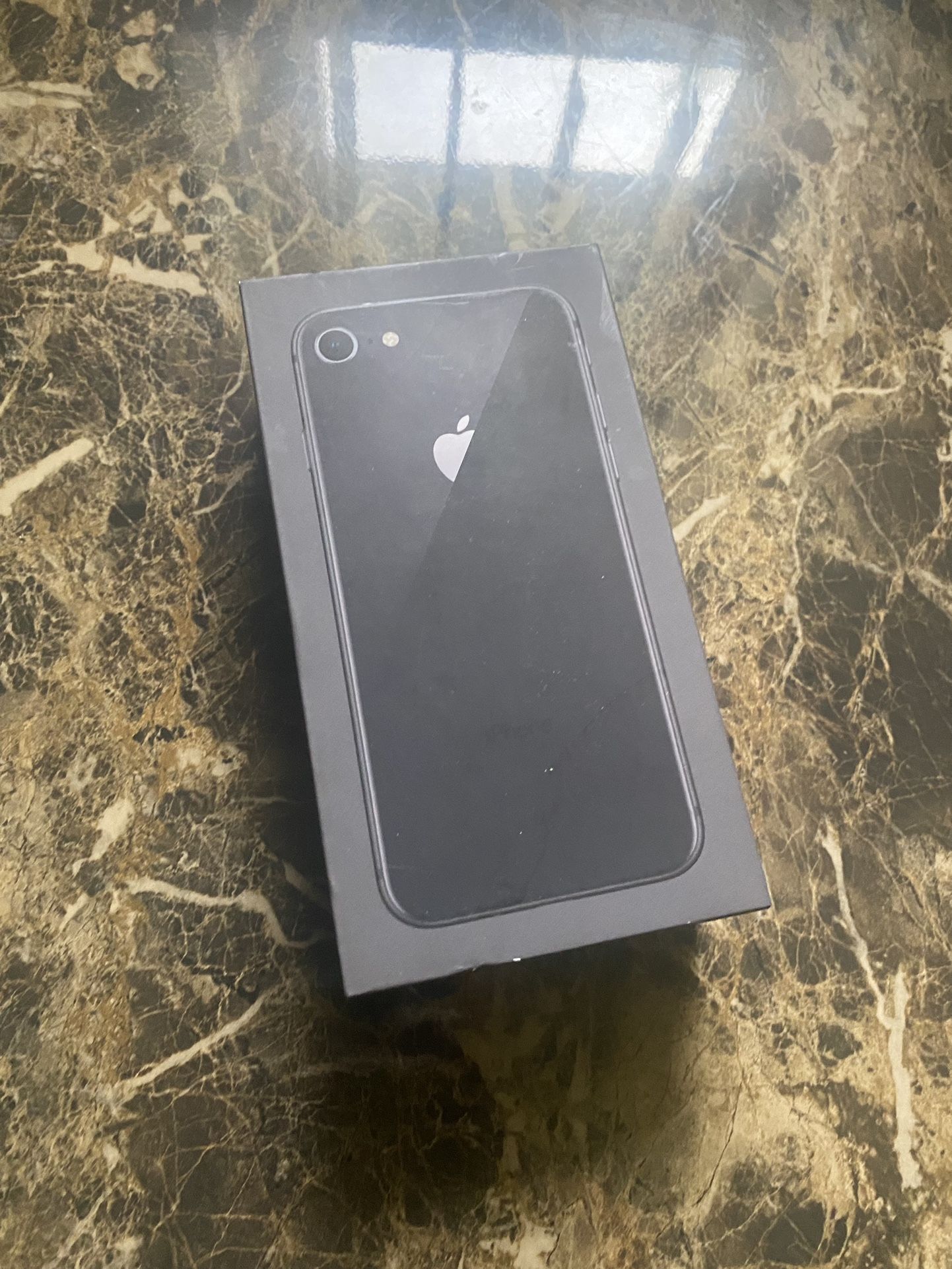 iPhone 8 Space Gray (BOX ONLY)