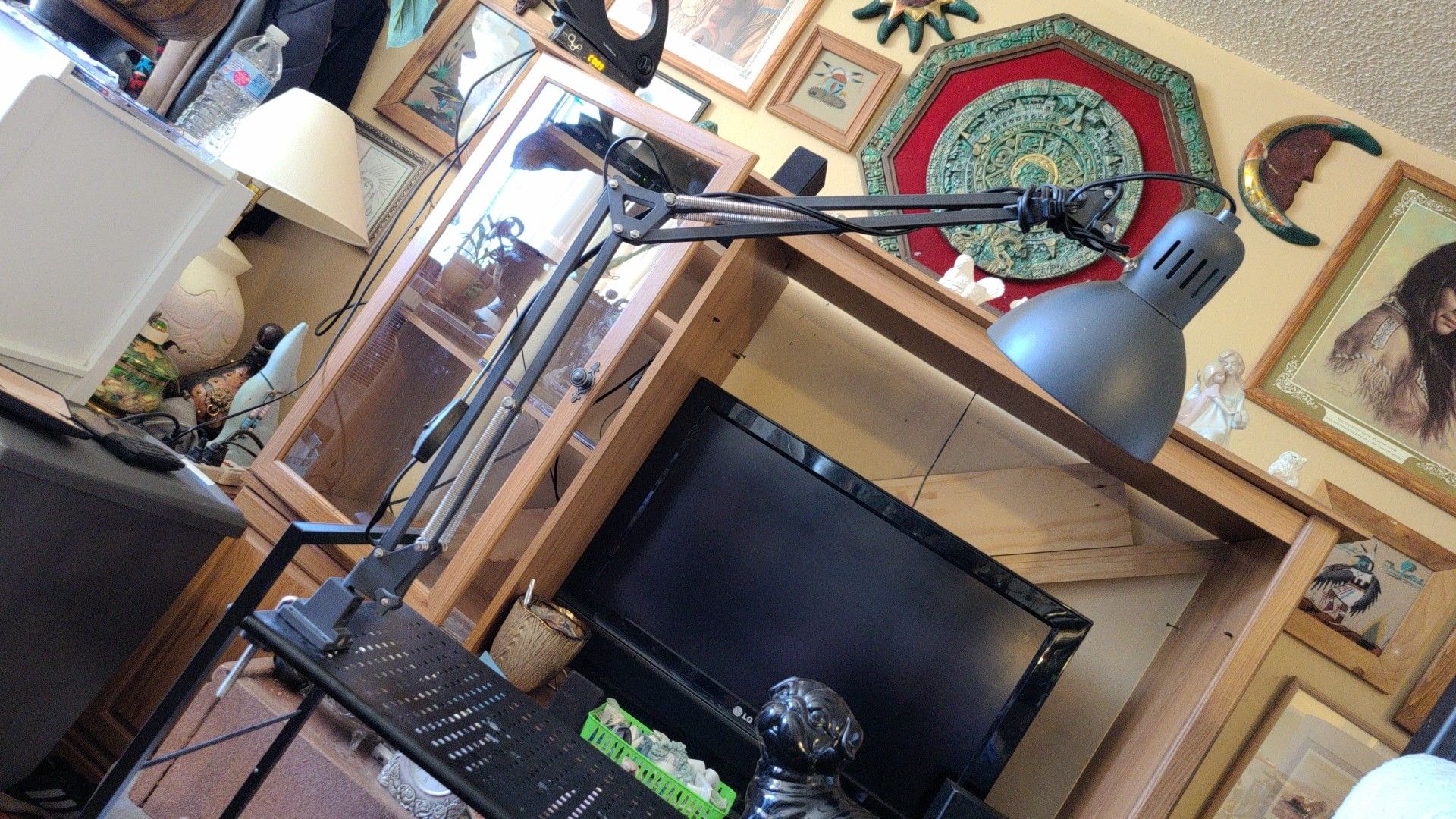 Desk lamp