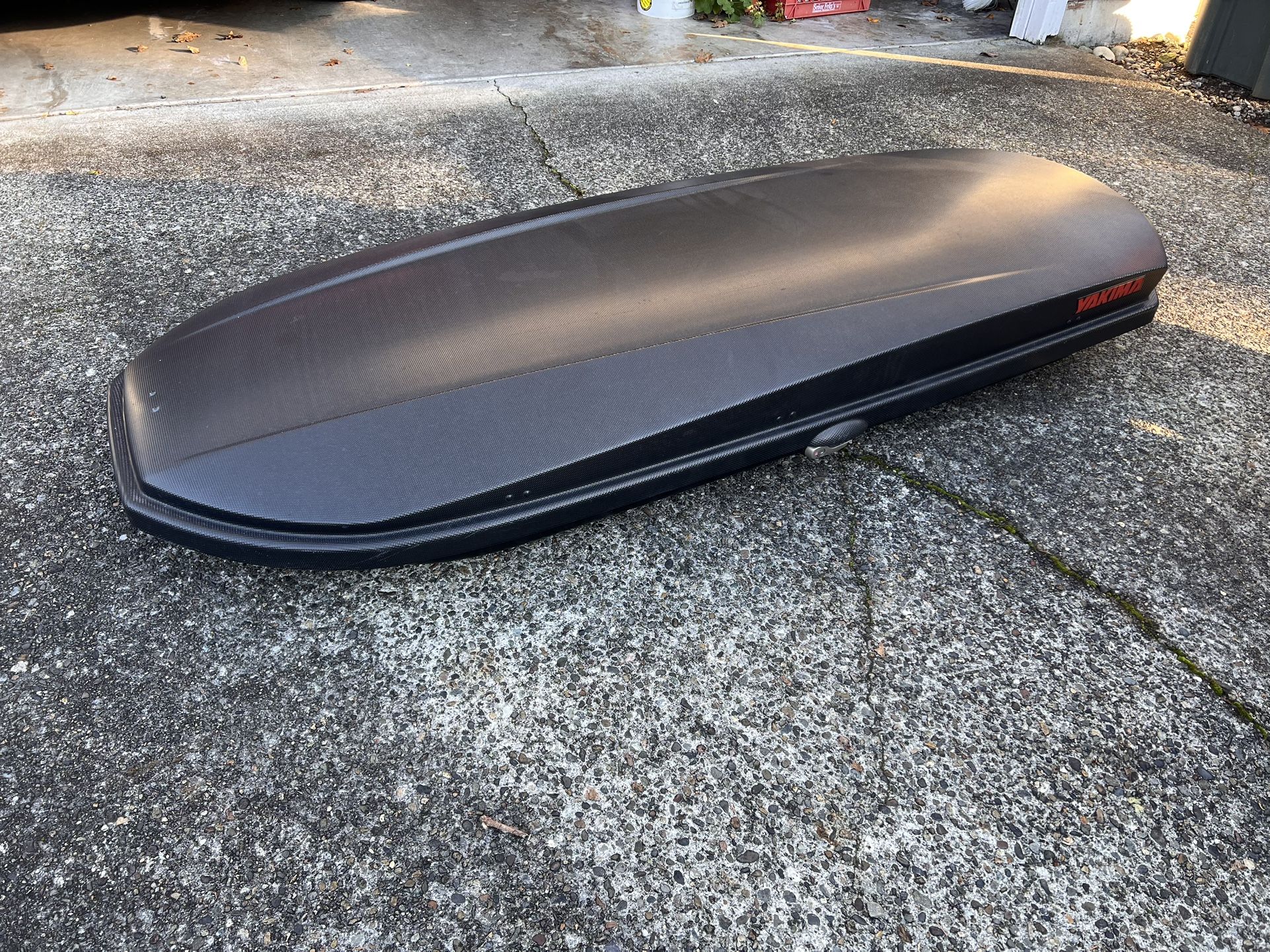 Yakima Skybox Lo Carbonite