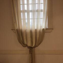 Curtain 