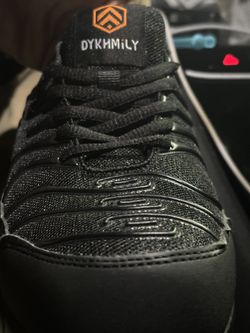 DYKHMiLY Women’s Size 6 Steel Toe Shoes