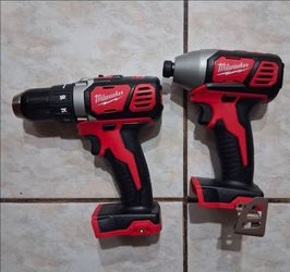 Milwaukee m18 impact driver plus dril ( Tool Only)