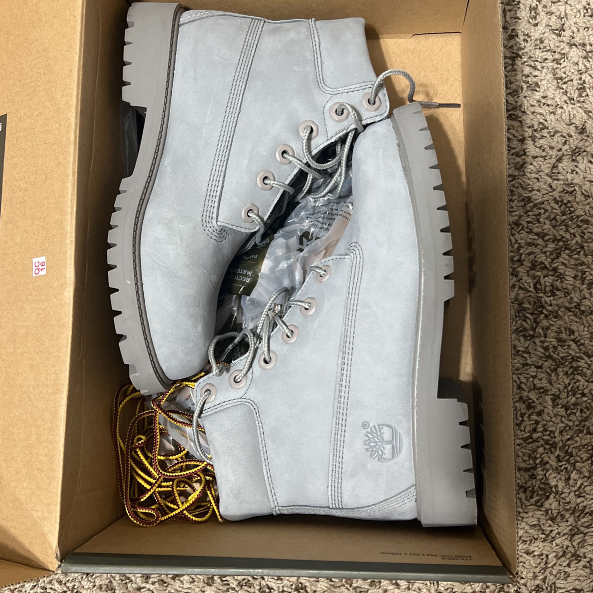 Timberlands Grey Boots 