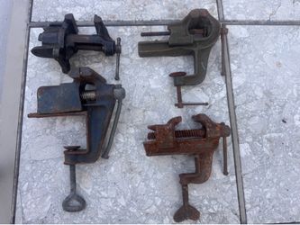 Small Vintage Jaws Table Clamp Vise Anvil