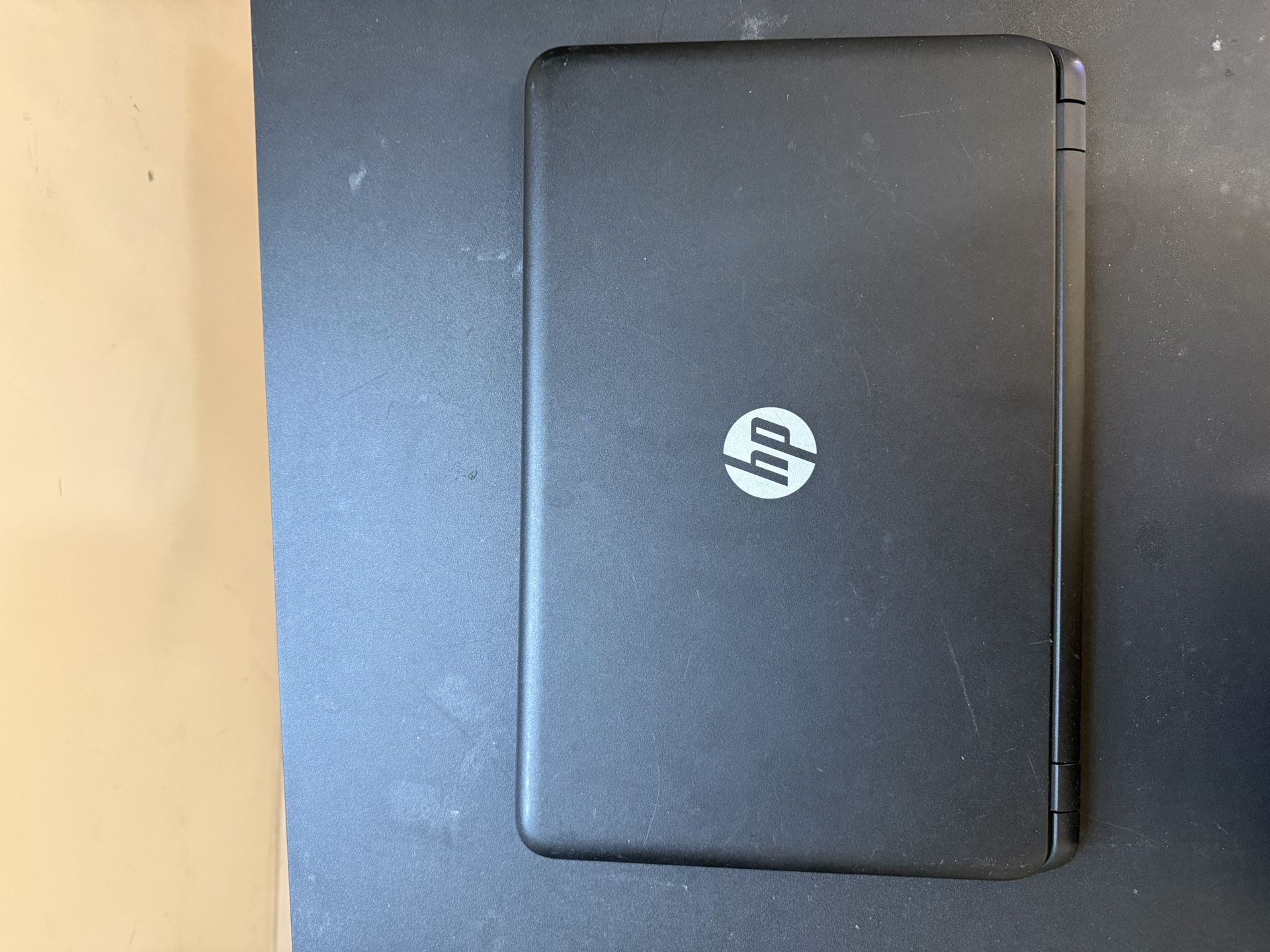 HP Laptop – 15.6” – AMD A8 – Works Great – Cheap & Reliable