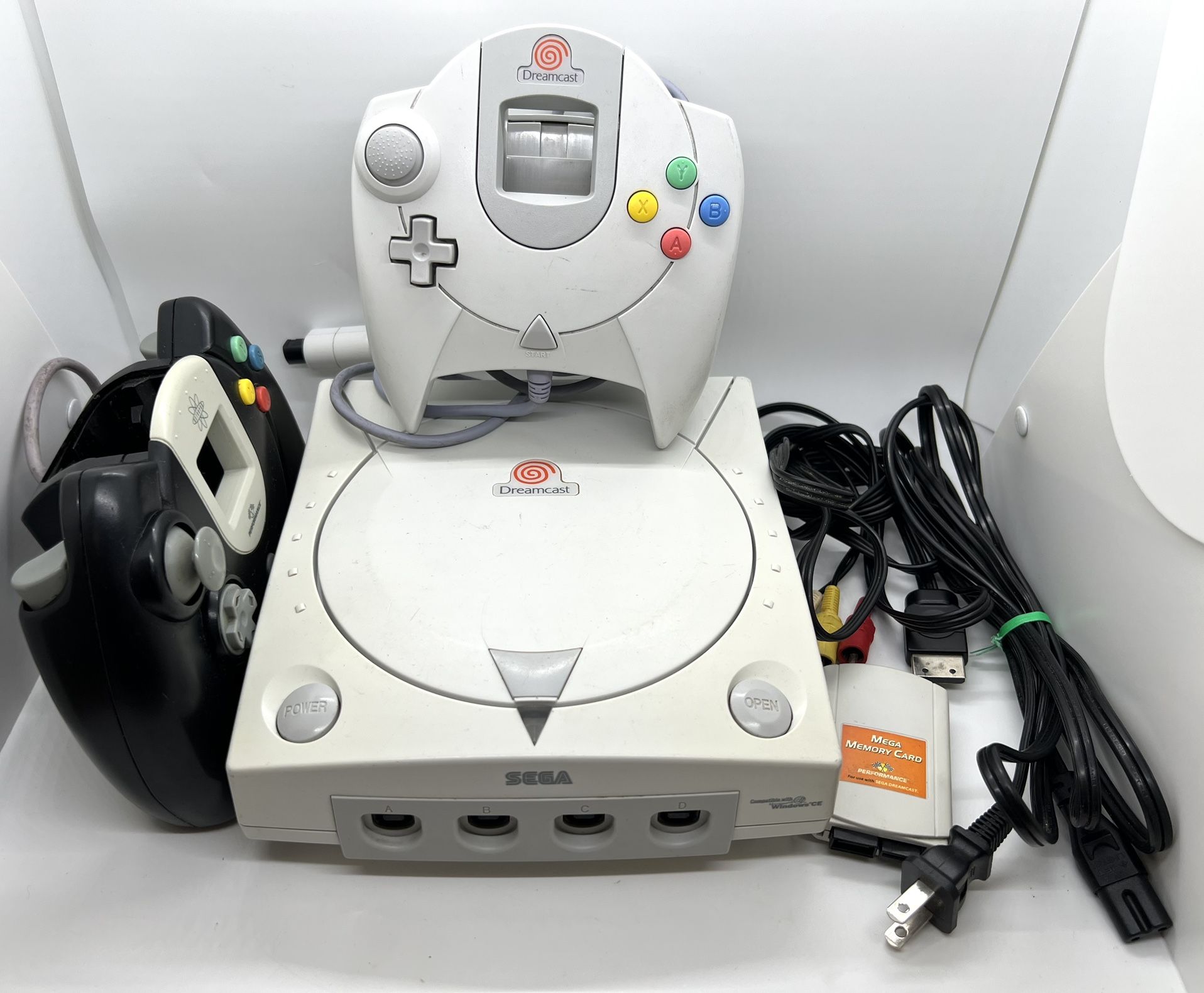 SEGA Dreamcast White Console Bundle Lot - Tested & Working