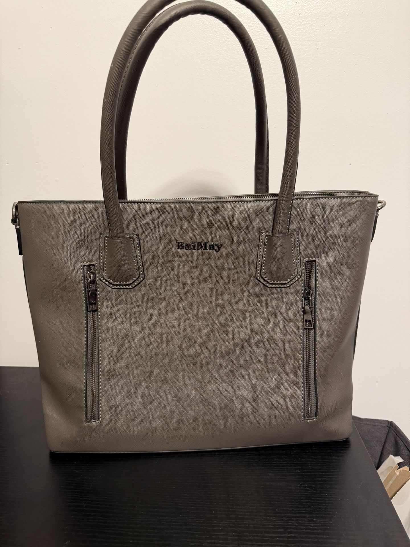 Structured School/Work Tote Bag – Good Condition – Strap Included