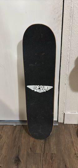 Top gun maverick skate board