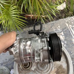 AC Compressor For 2002 Doge Ram 1500 4.6