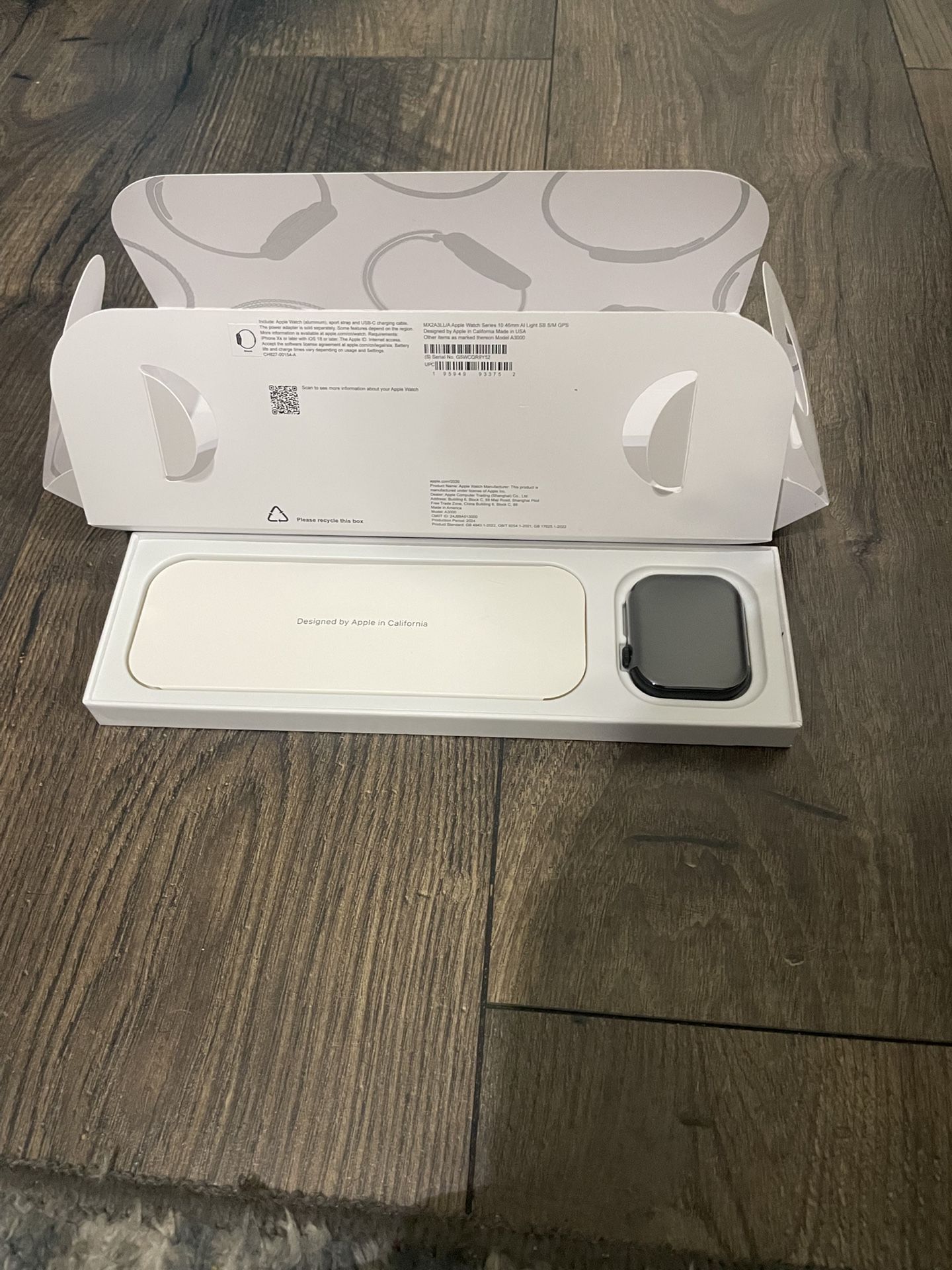 Apple Watch Series 10 GPS 42mm Jet Black Aluminum Case with Black Sport Band