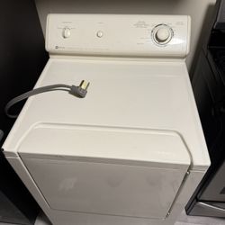 Maytag Electricy Dryer 