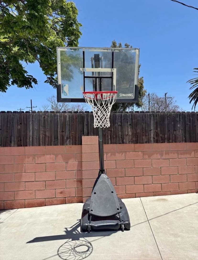 NBA Spalding Basketball Hoop