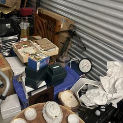 Storage Unit Content 