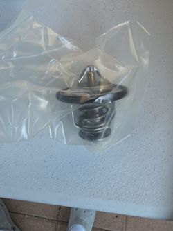 Genuine Subaru OEM Thermostat & Gasket 21210AA300