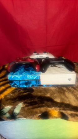 Xbox one half blue half white