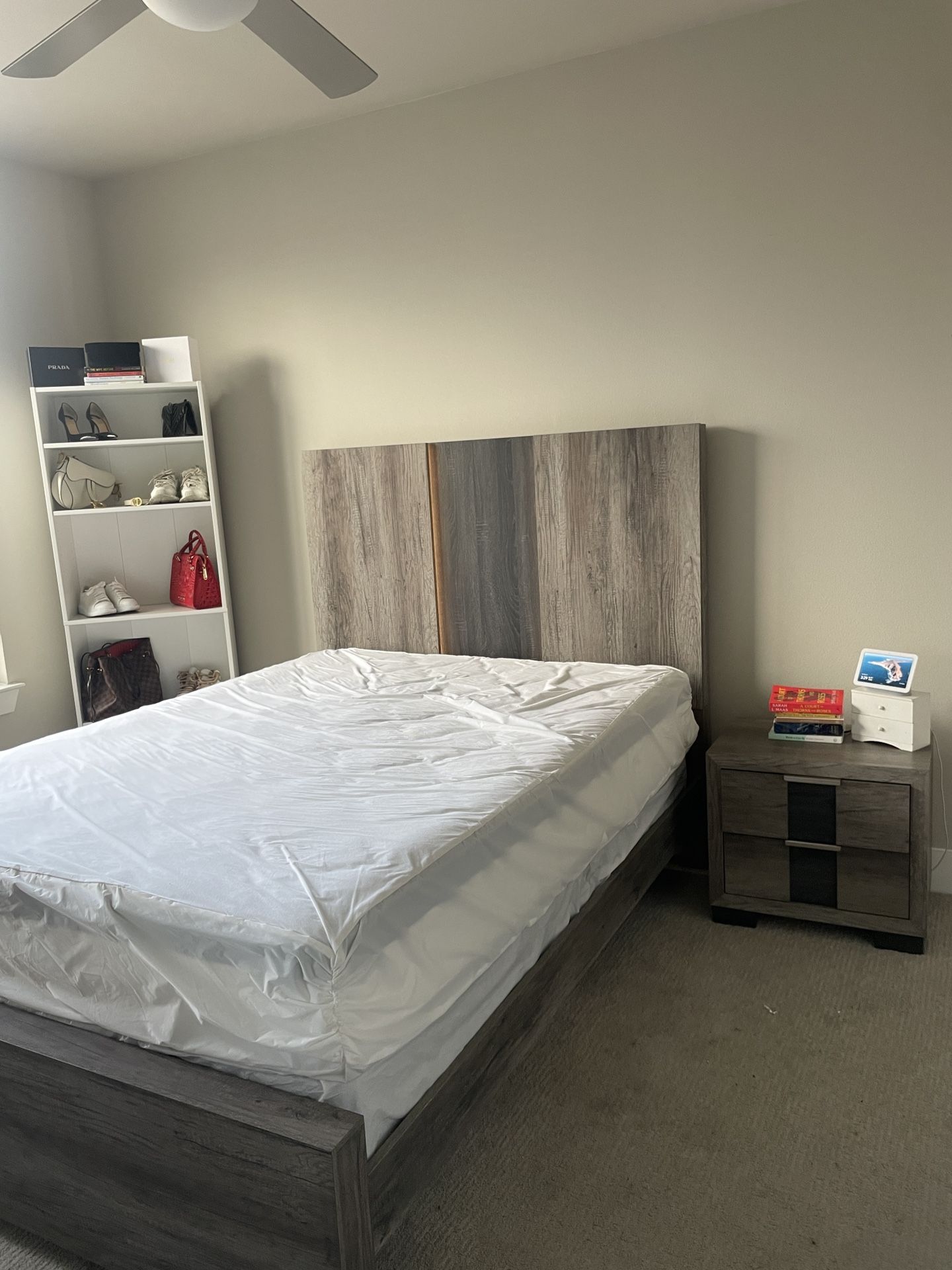 Queen Size Bedroom Set