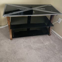 Tv Stand Gratis 
