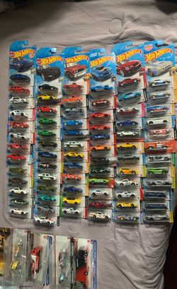 Hot Wheels Lot Exotics/imports/tuners/trucks & PREMIUM SETS *Read Description*