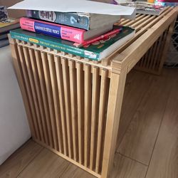 Stylish natural coffee table/bench