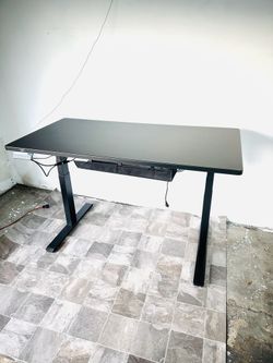 55x28in height adjustable power lift standing desk