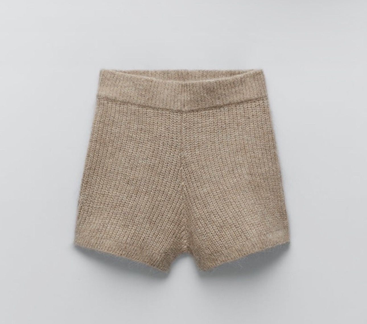 Fashion Nova beige wool blend knit shorts size M