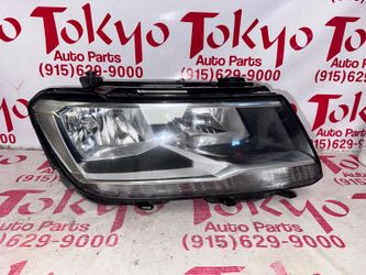 2018-2021 VW Tiguan  Right headlight  OEM