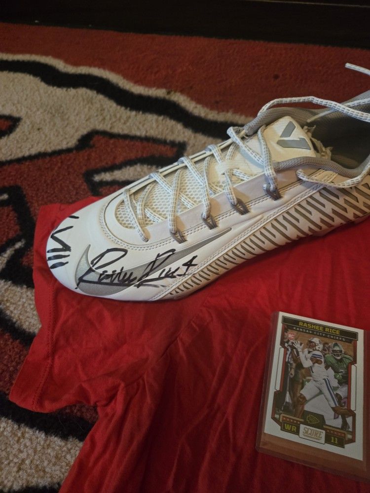 Rashee Rice Autographed Memorabilia