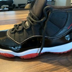 Bred 11s Size 11 260$ 
