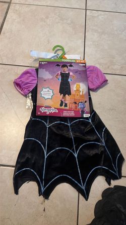 Custom vampirina