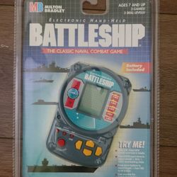 NEW 1995 Battleship Electronic Hand Held Game Hasbro Milton Bradley