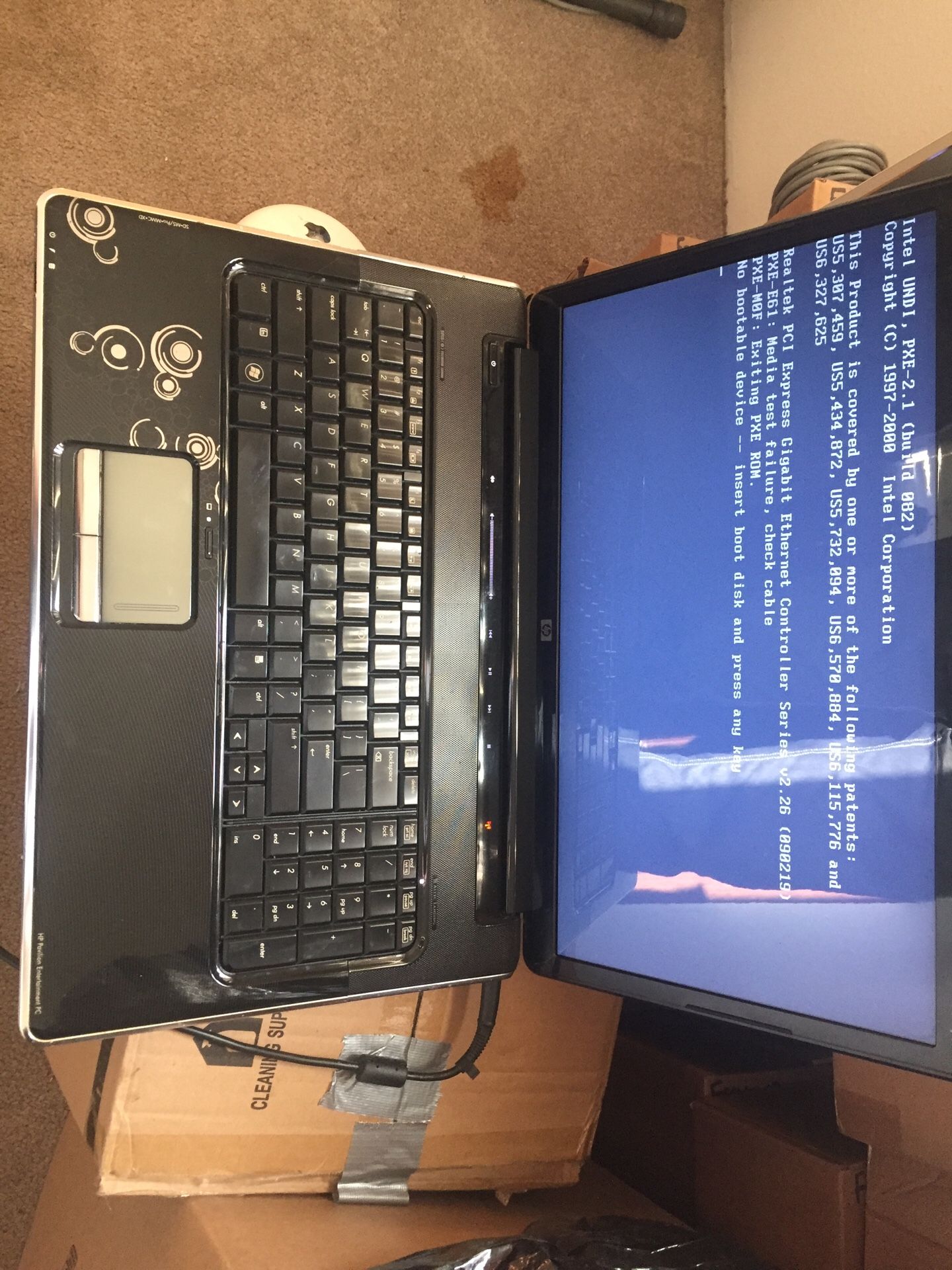 Hp Pavilion Entertainment PC DV7 3060us 19.7” screen