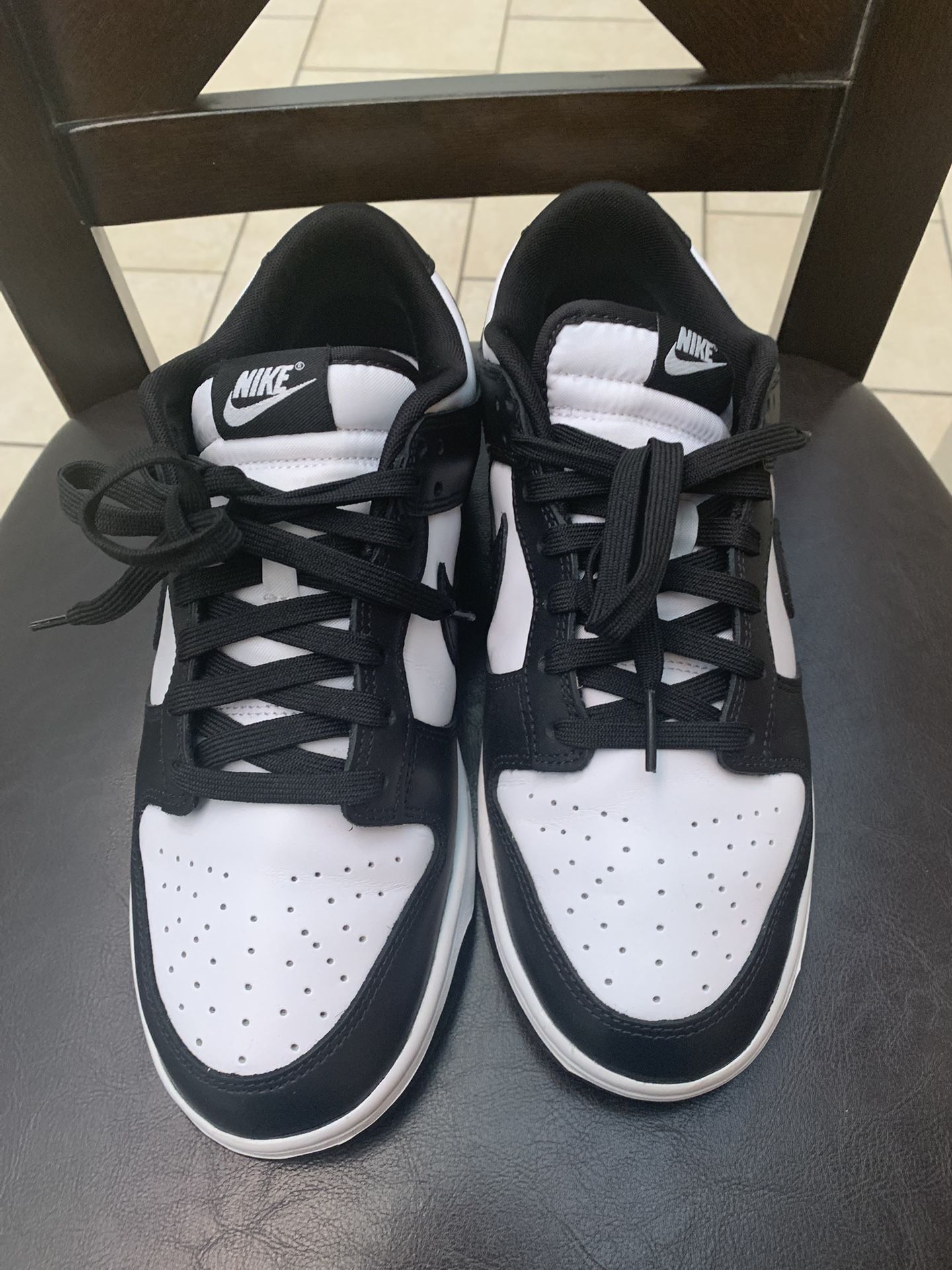 Nike Panda Dunks
