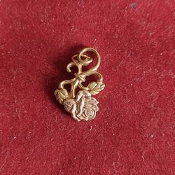 Coleman Company Black Hills Gold 10k Flower Pendant