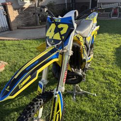 2002 RM250 2stroke $1000 