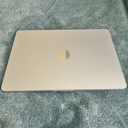 MacBook Air 13 Inch