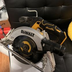 Dewalt 20v Brushless Skillsaw