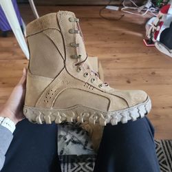 Men's Boot 11.5 New
