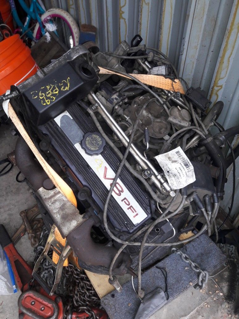 ** 1(contact info removed) CADILLAC DEVILLE 4.9L V8 8 CYLINDER ENGINE ** LOOK AT ALL PICTURES ** $450