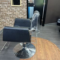 2 Salon Chairs And Mats 
