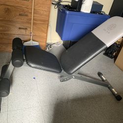 Adjustable Gold’s Gym XR 5.9 Bench Press